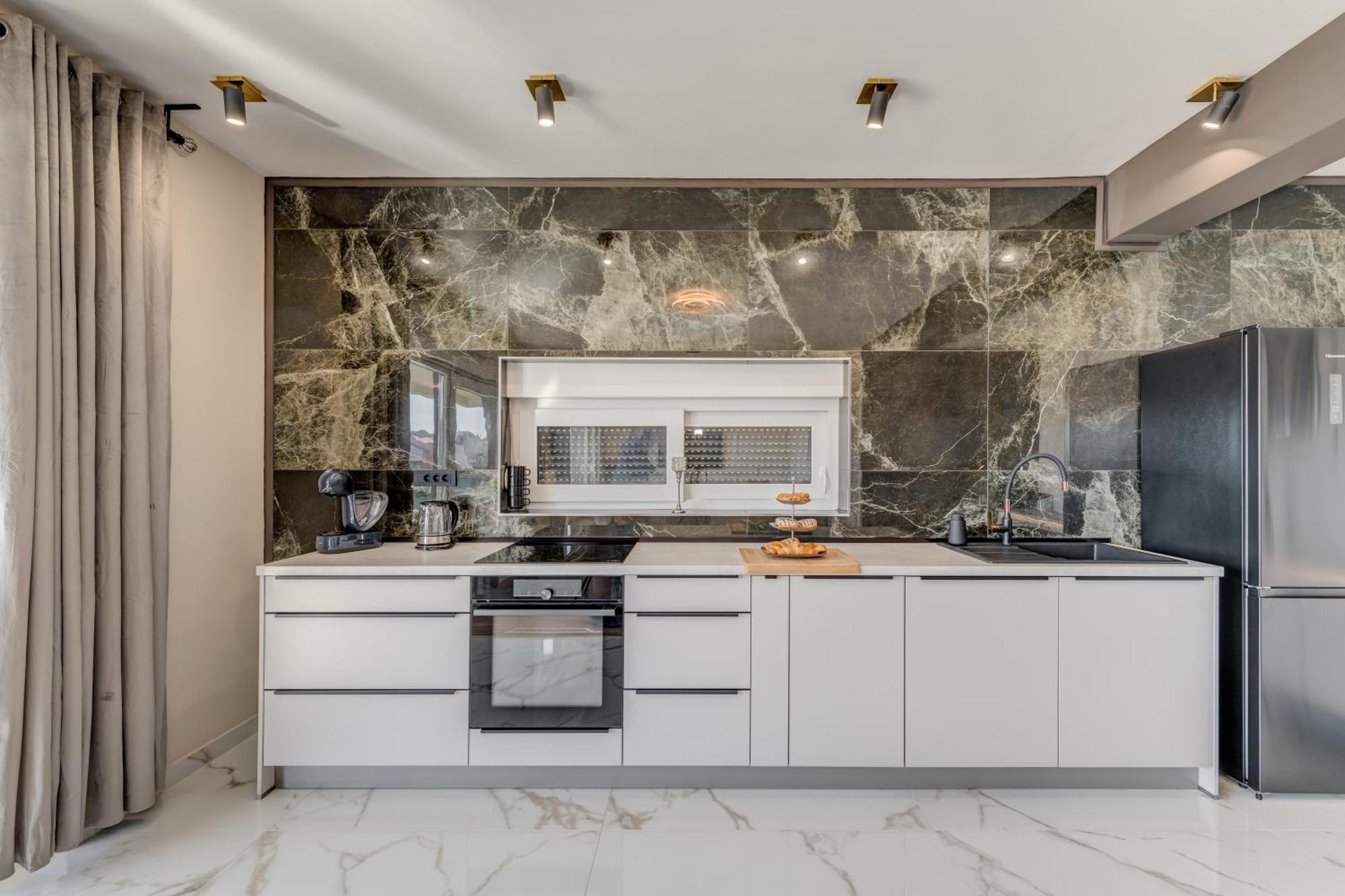 Villa La Vie - Podstrana Bagian luar foto
